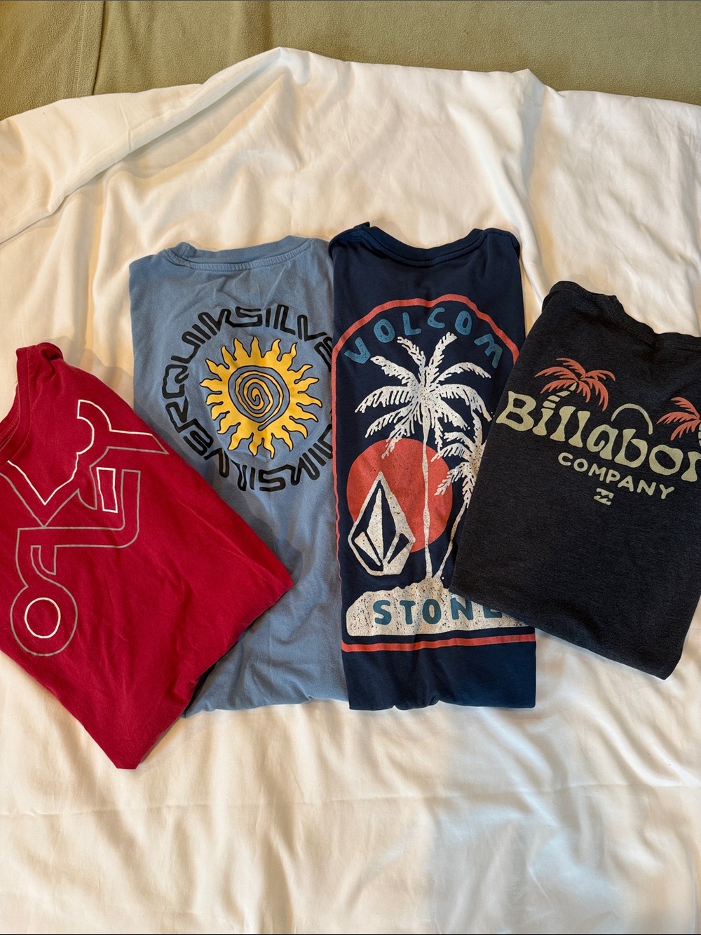 Men’s Various brand shirts, see pics for details set of 4